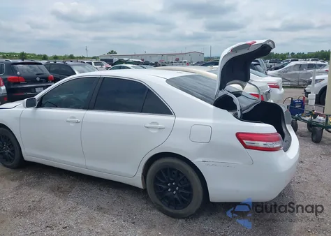 2011 Toyota Camry Le from USA, damaged, VIN 4T4BF3EK8BR117535